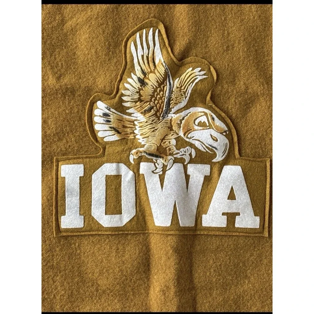 Pendleton University of Iowa Hawkeyes Wool Fringe Throw Stadium Blanket 52x70”